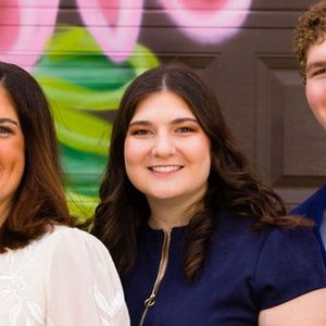 Meet your Posher, Claire